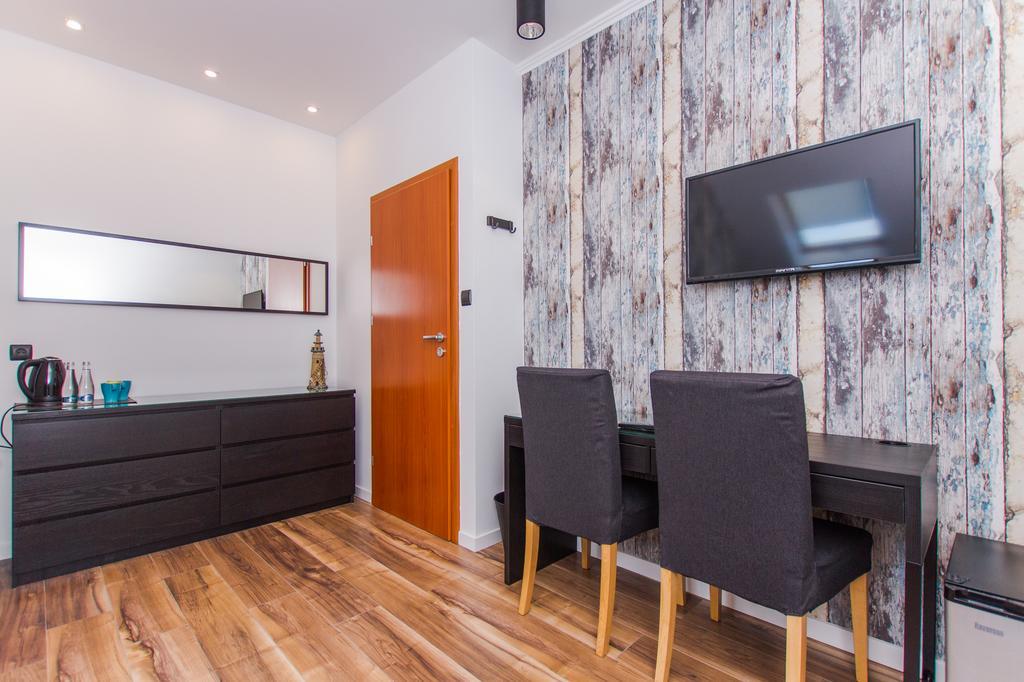 Miramar Pensjonat- Adults Only -Kuchnia, Parking-Grupa Hotelowa Plazowelove Крыница-Морска Экстерьер фото