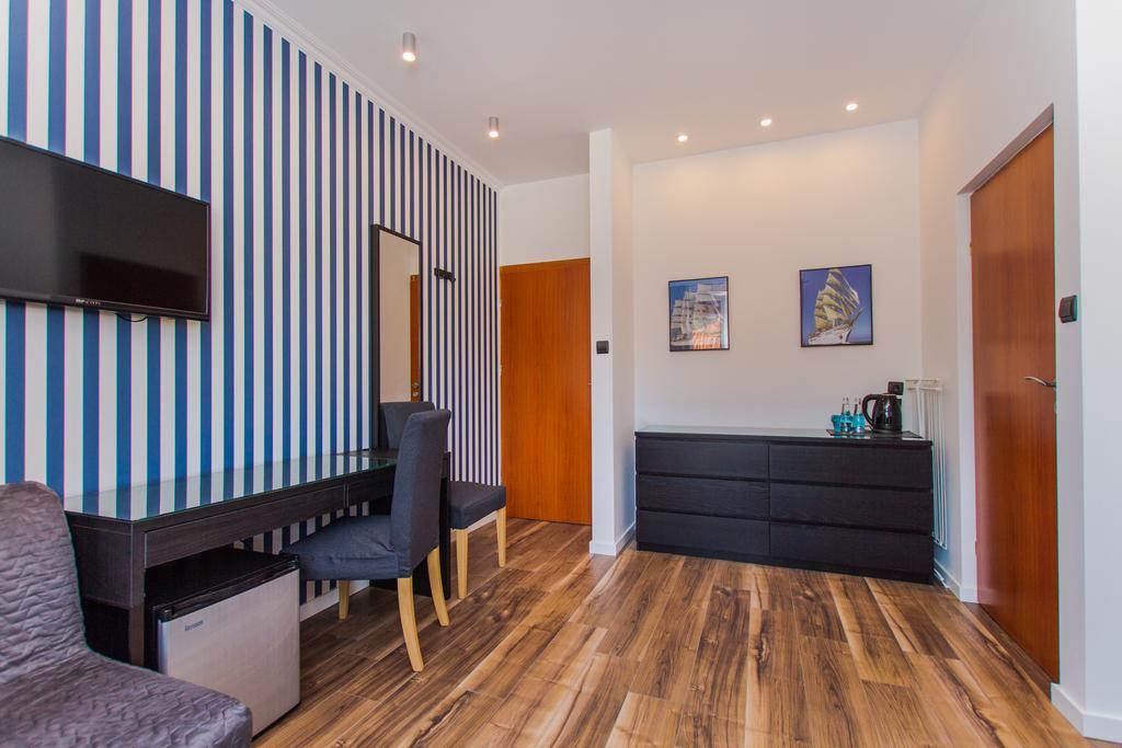 Miramar Pensjonat- Adults Only -Kuchnia, Parking-Grupa Hotelowa Plazowelove Крыница-Морска Экстерьер фото